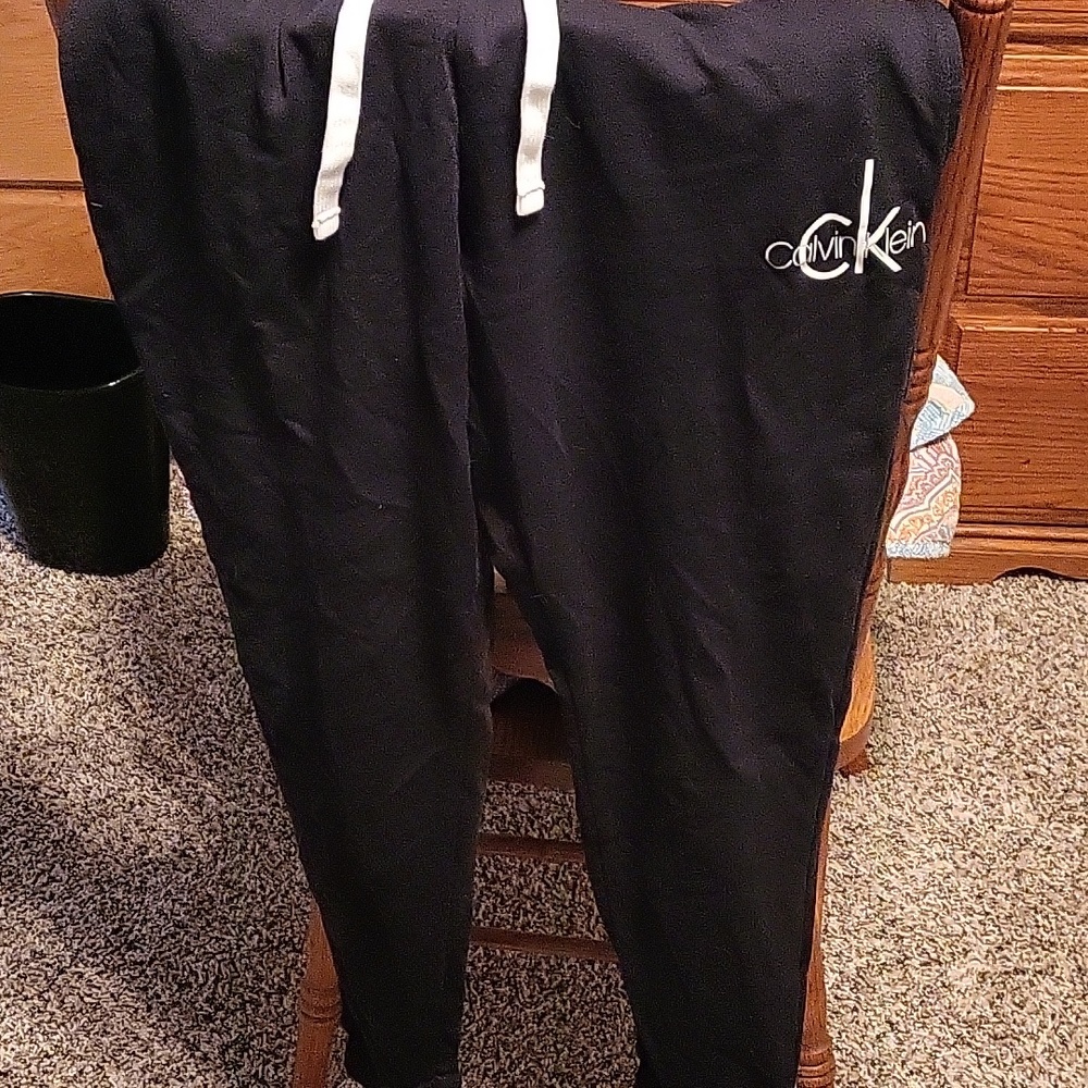 Sweat pants